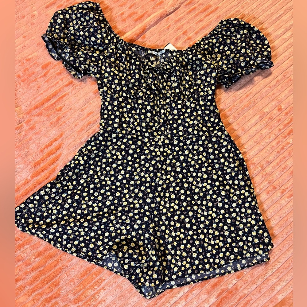 Floral Romper girls medium